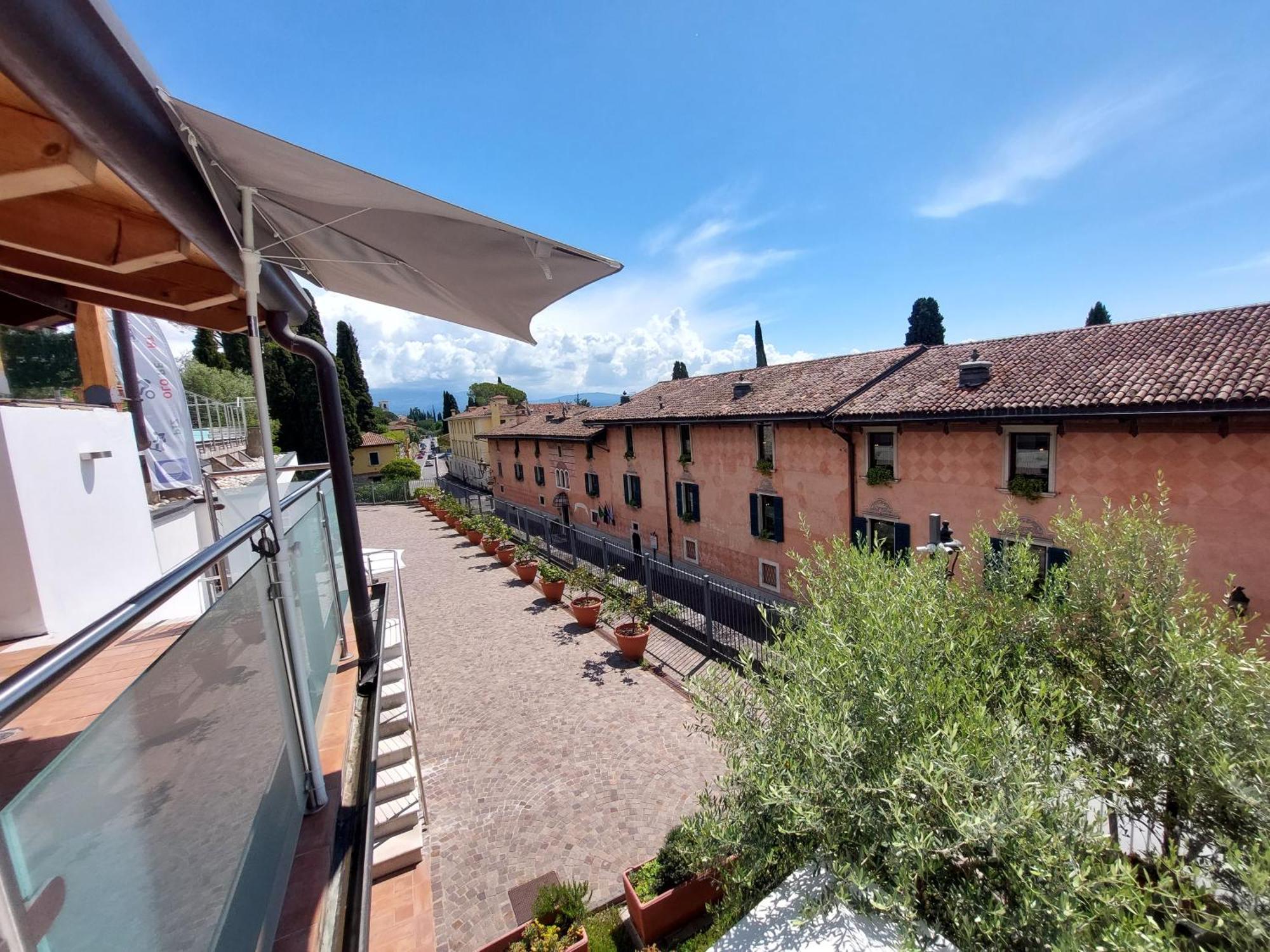 Pizzocolo Resort Fasano غاردوني ريفييرا المظهر الخارجي الصورة